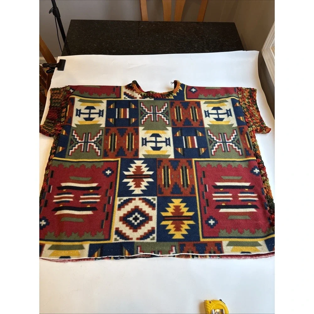 Women's Sante Fe Greca Cape Shawl Wrap Fleece Crocheted Aztec Boho Poncho One Sz
